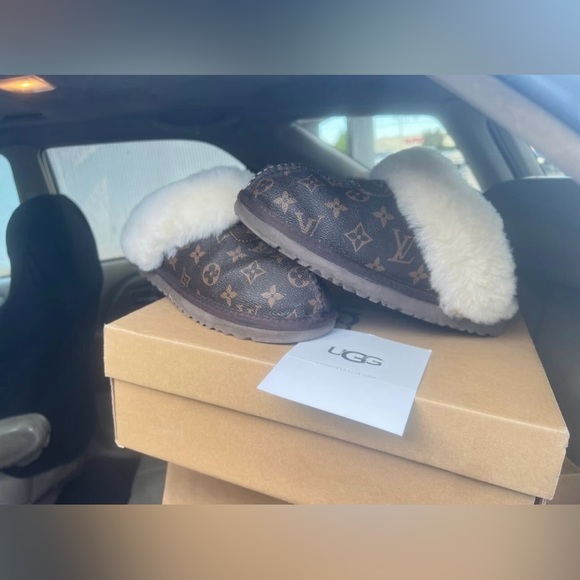 Leather LV Ugg Slippers - Picture 2 of 2